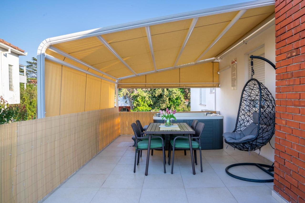 Apartment Paula With Private Jacuzzi And Parking- Near The Beach 자다르 외부 사진