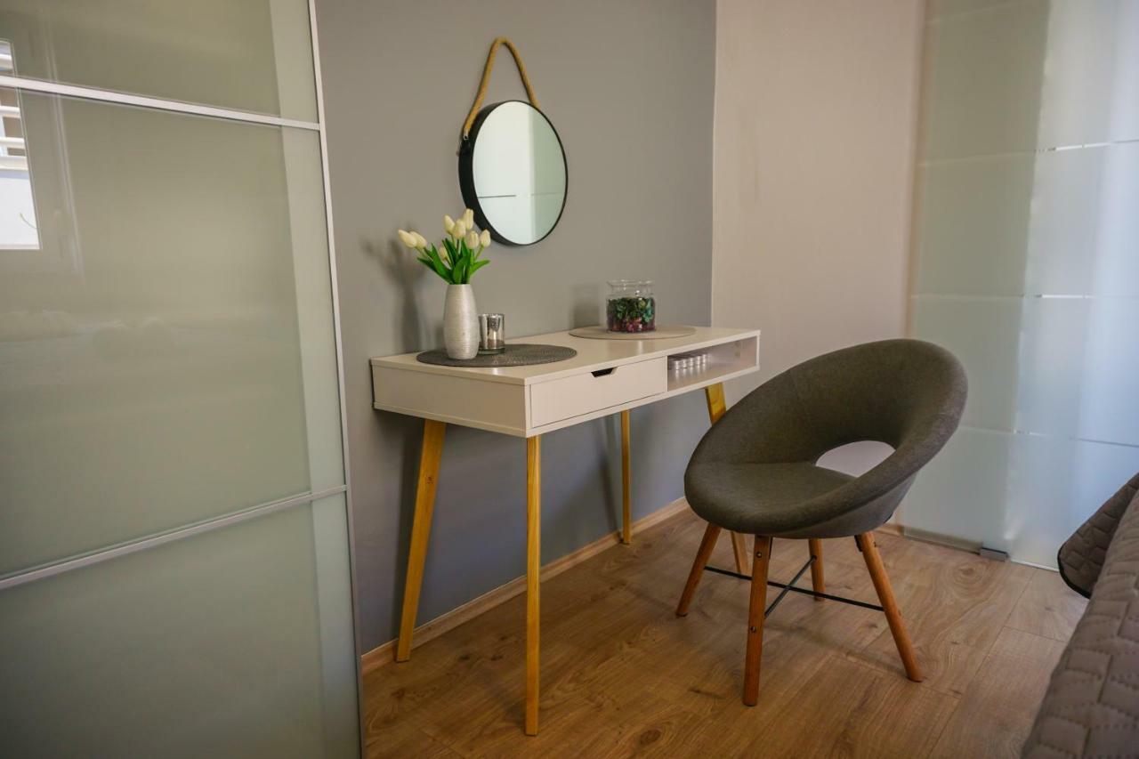 Apartment Paula With Private Jacuzzi And Parking- Near The Beach 자다르 외부 사진